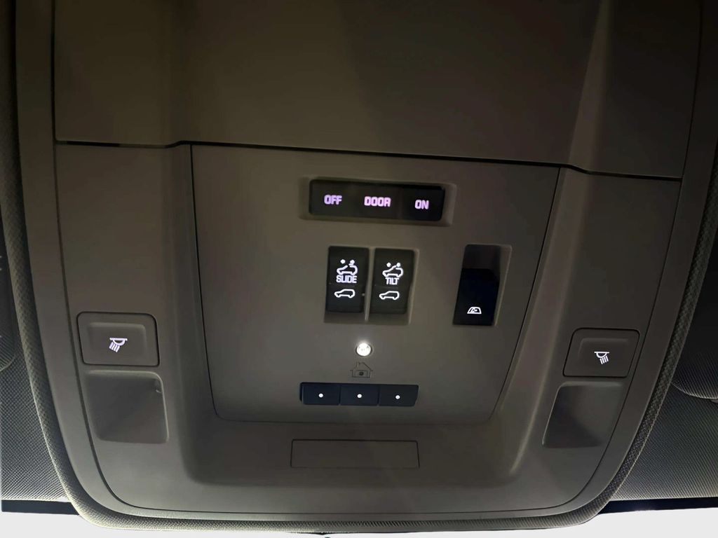 2018 Chevrolet Silverado 3500HD LTZ - Photo 34