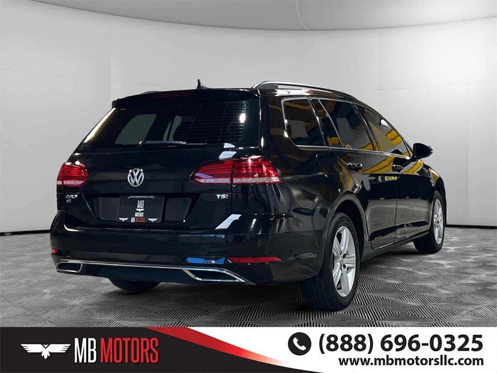 Used 2018 Volkswagen Golf SportWagen SE Wagon