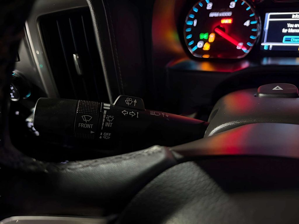 2018 Chevrolet Silverado 3500HD LTZ - Photo 25