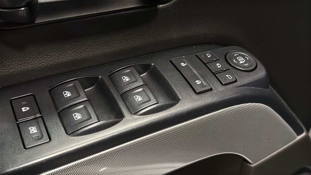 2018 Chevrolet Silverado 3500HD LTZ - Photo 19