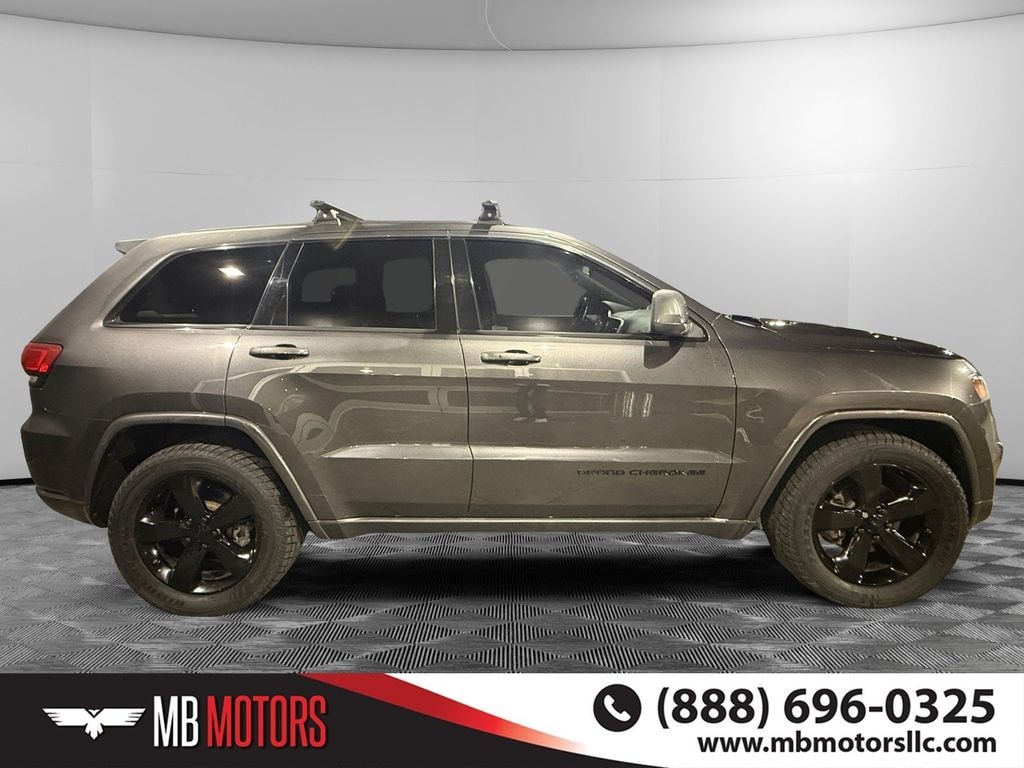 Used 2015 Jeep Grand Cherokee Laredo SUV