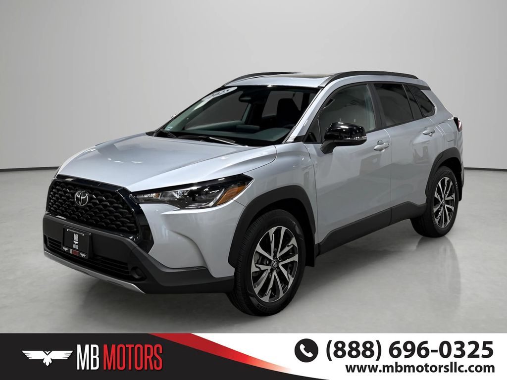 2025 Toyota Corolla Cross LE CVT AWD's photo