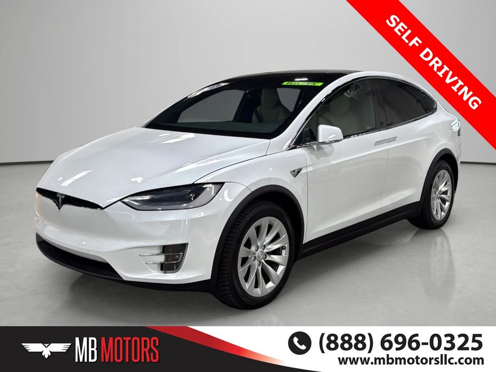 2019 Tesla Model X Long Range's photo