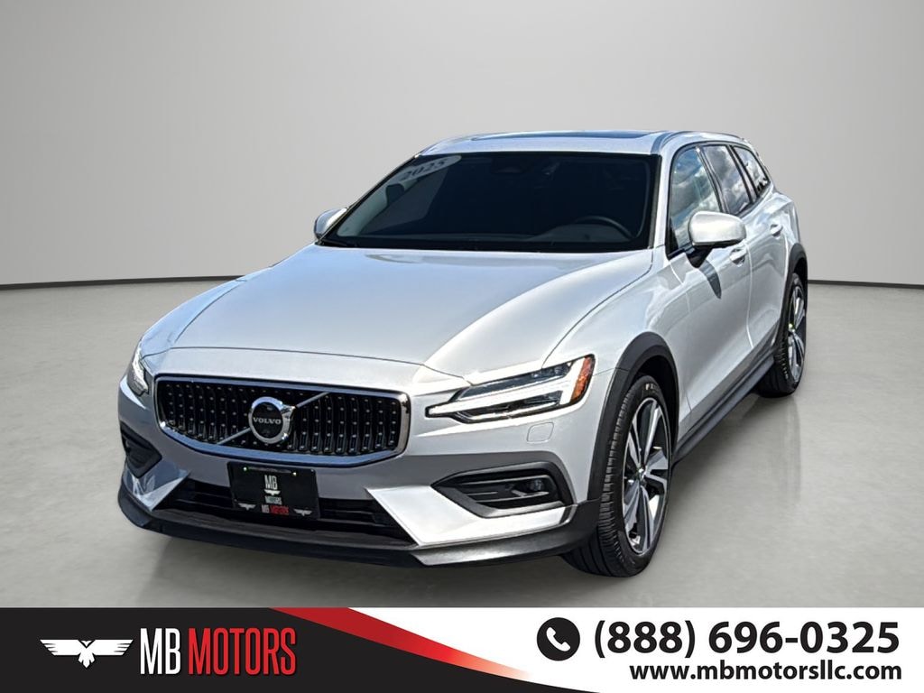Used 2025 Volvo V60 Cross Country B5 Plus Wagon