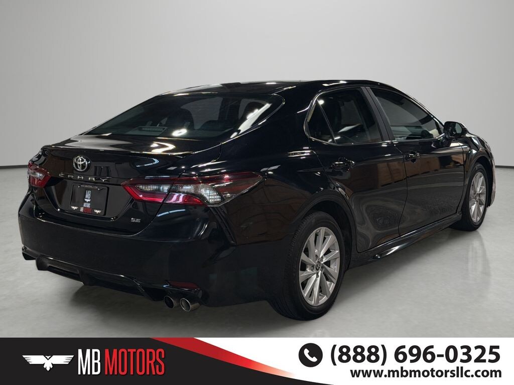 Used 2024 Toyota Camry SE Sedan