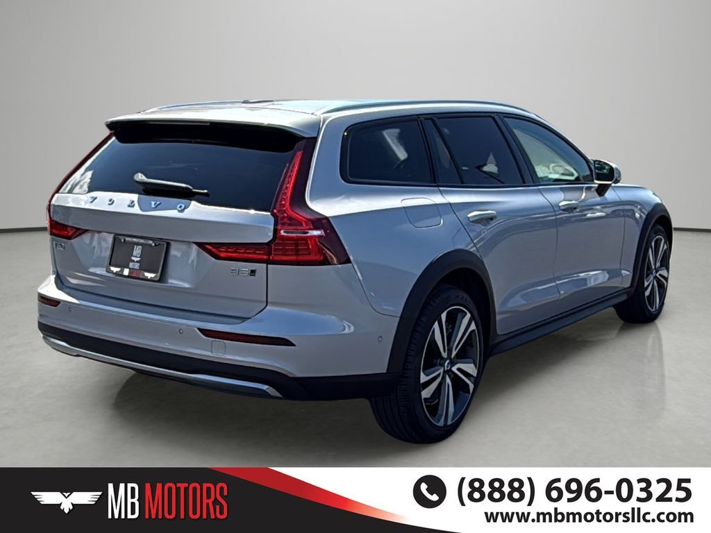 Used 2025 Volvo V60 Cross Country B5 Plus Wagon