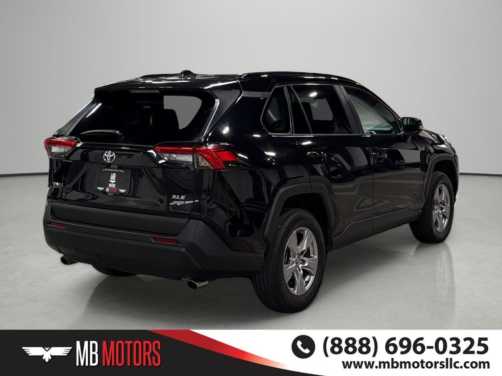 Used 2025 Toyota RAV4 XLE SUV