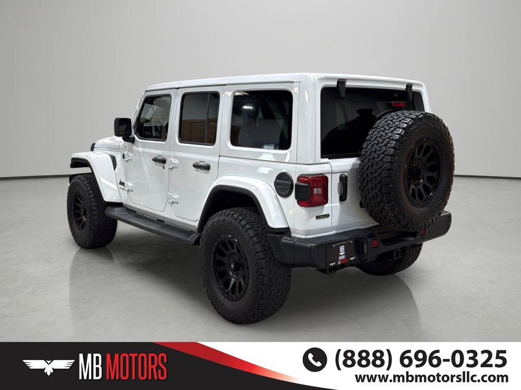 Used 2021 Jeep Wrangler Unlimited Sahara Altitude SUV