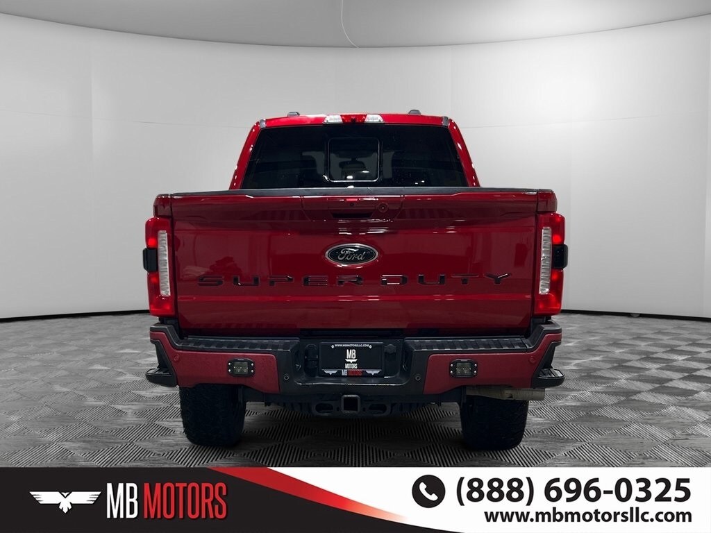 2023 Ford F-350 Lariat photo 3
