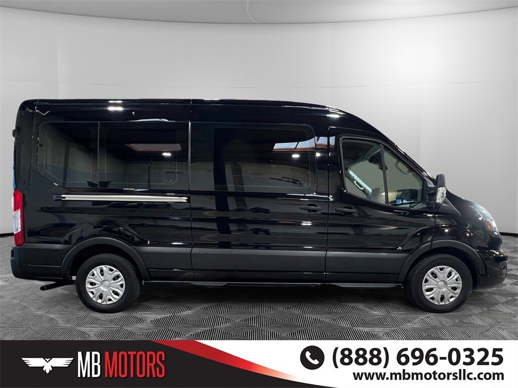 2023 Ford Transit photo 2