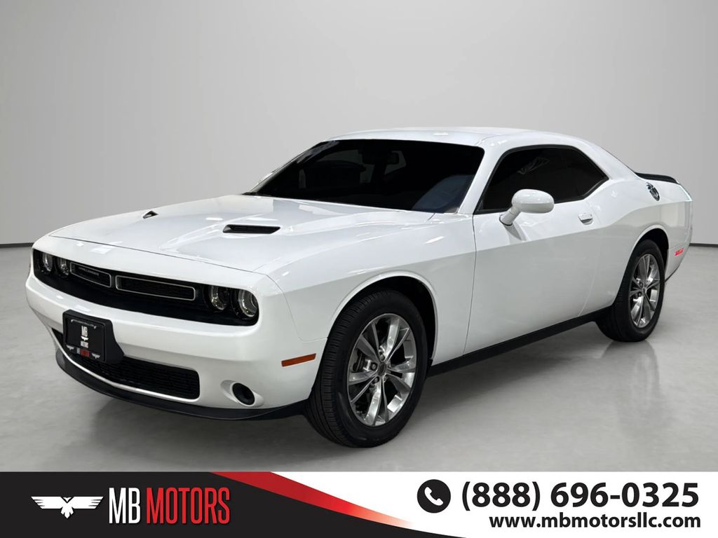 2023 Dodge Challenger SXT Auto AWD's photo