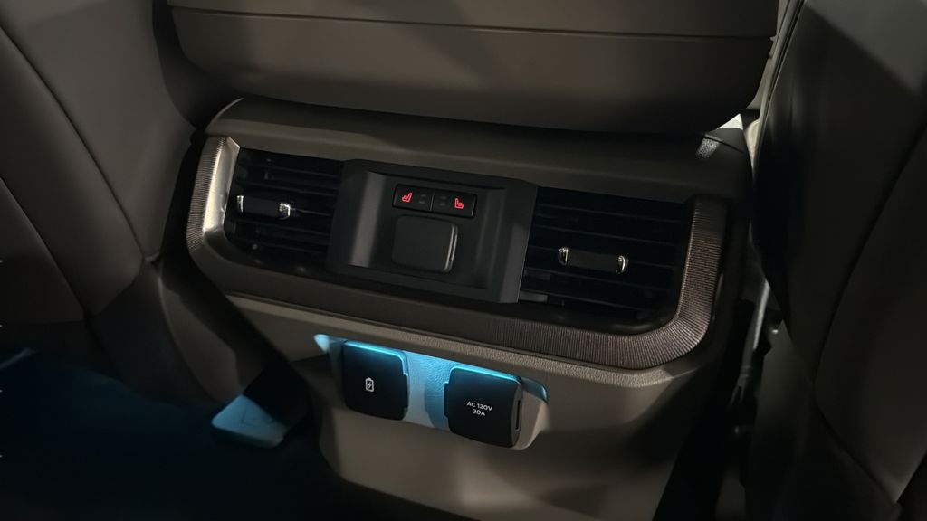 2024 Ford F-150 Platinum - Photo 19