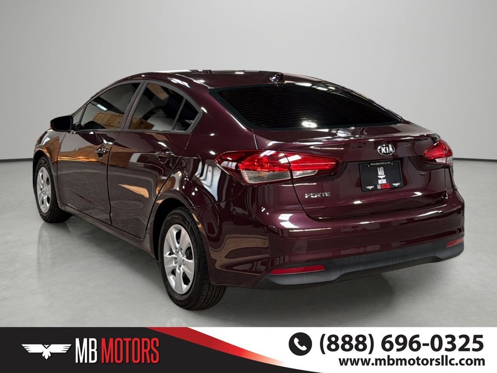Used 2017 Kia Forte LX Sedan
