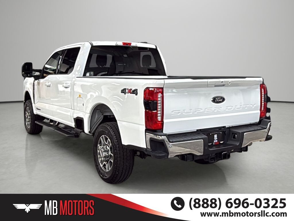 Used 2025 Ford F-350 Lariat Truck Crew Cab
