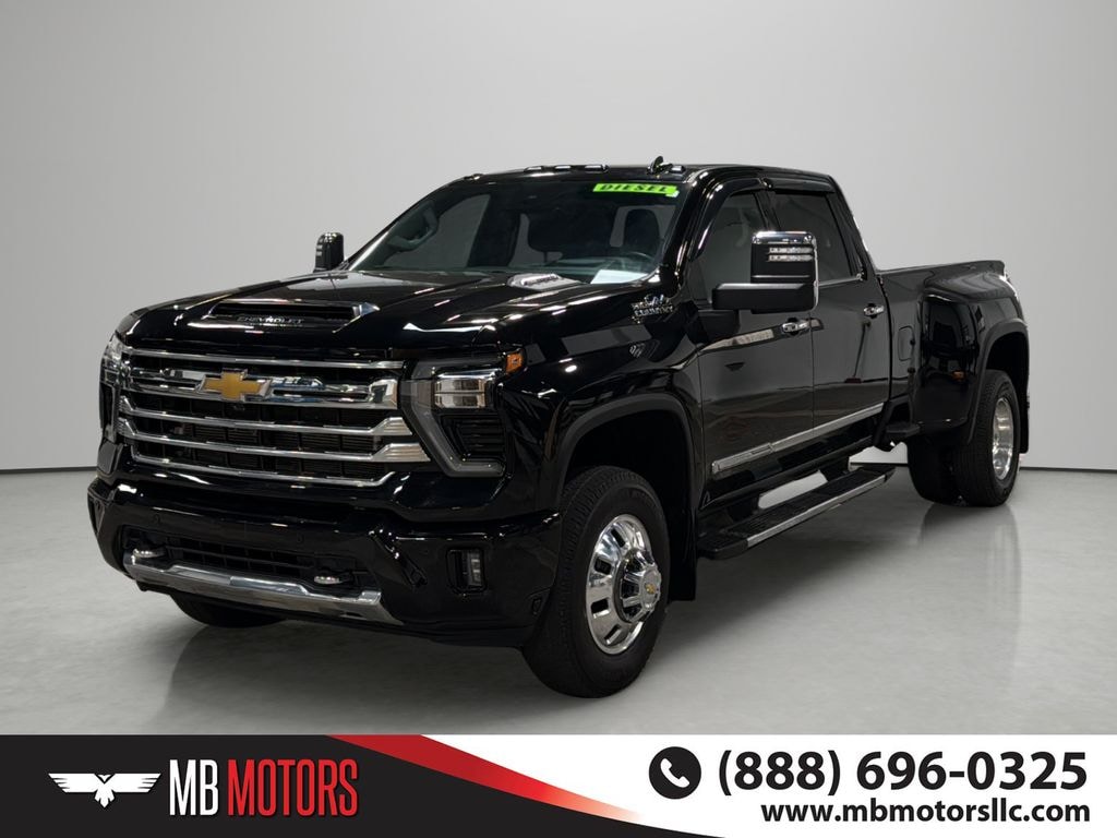 Used 2024 Chevrolet Silverado 3500 HD High Country Truck Crew Cab