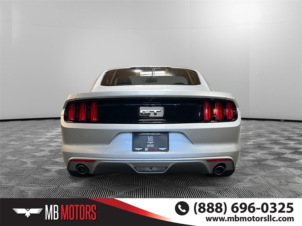 2017 Ford Mustang GT photo 4