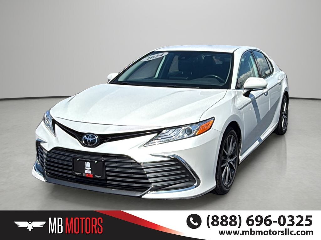 Used 2024 Toyota Camry XLE Sedan