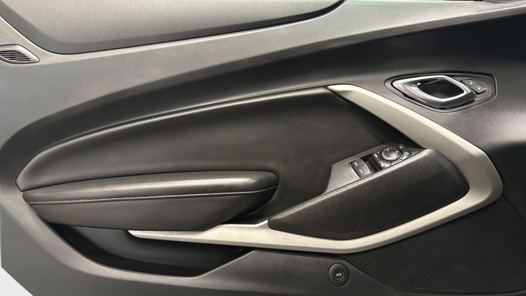 2017 Chevrolet Camaro 1SS - Photo 15