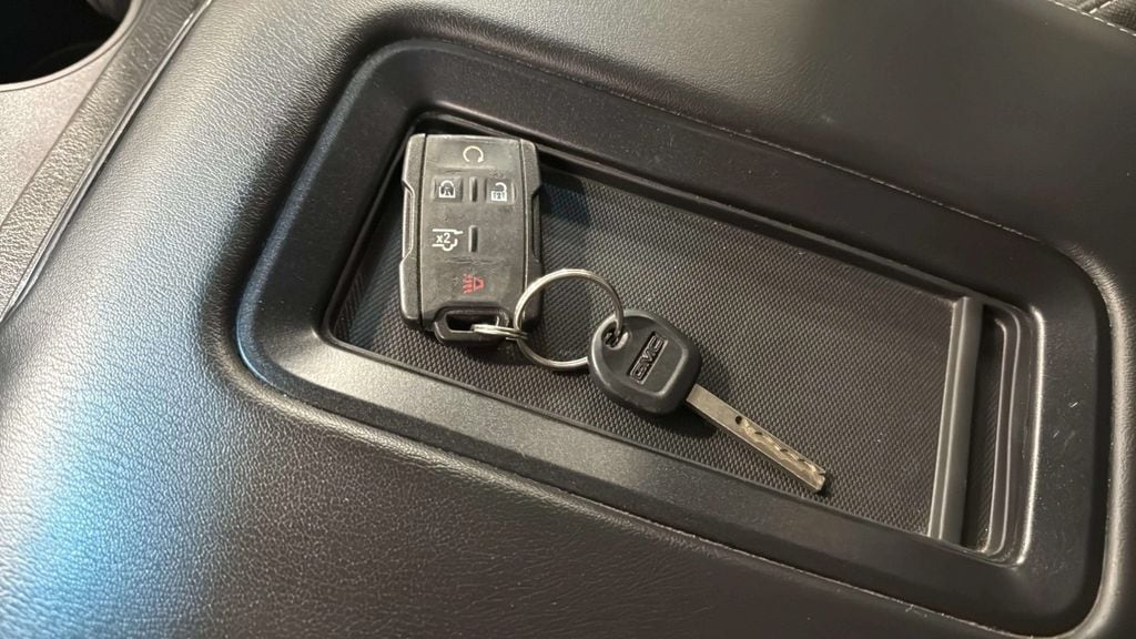 2020 GMC Yukon SLE - Photo 36