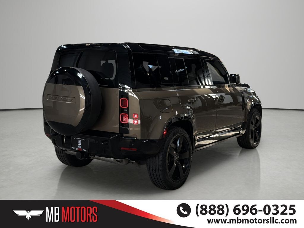 Used 2024 Land Rover Defender 110 X-Dynamic SE SUV