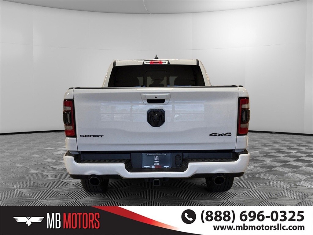 2023 Ram 1500 Sport photo 4