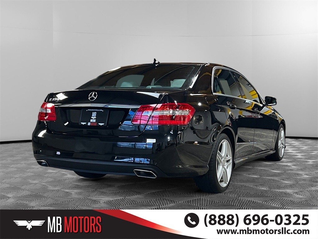 2011 Mercedes Benz E 350 photo 2