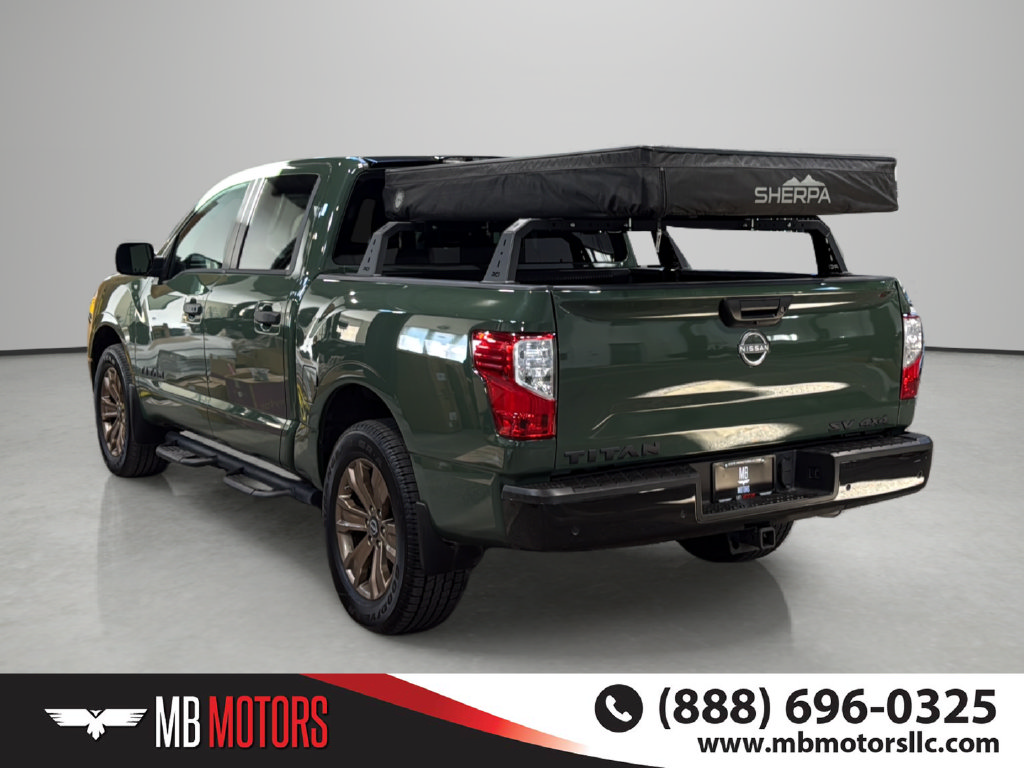 Used 2024 Nissan Titan SV Truck Crew Cab