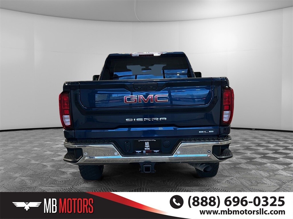 2022 Gmc Sierra 2500 HD SLE photo 4