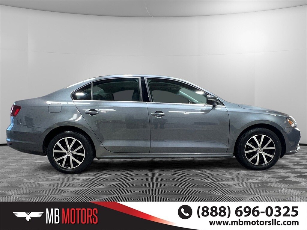 2017 Volkswagen Jetta 1.4T SE photo 2