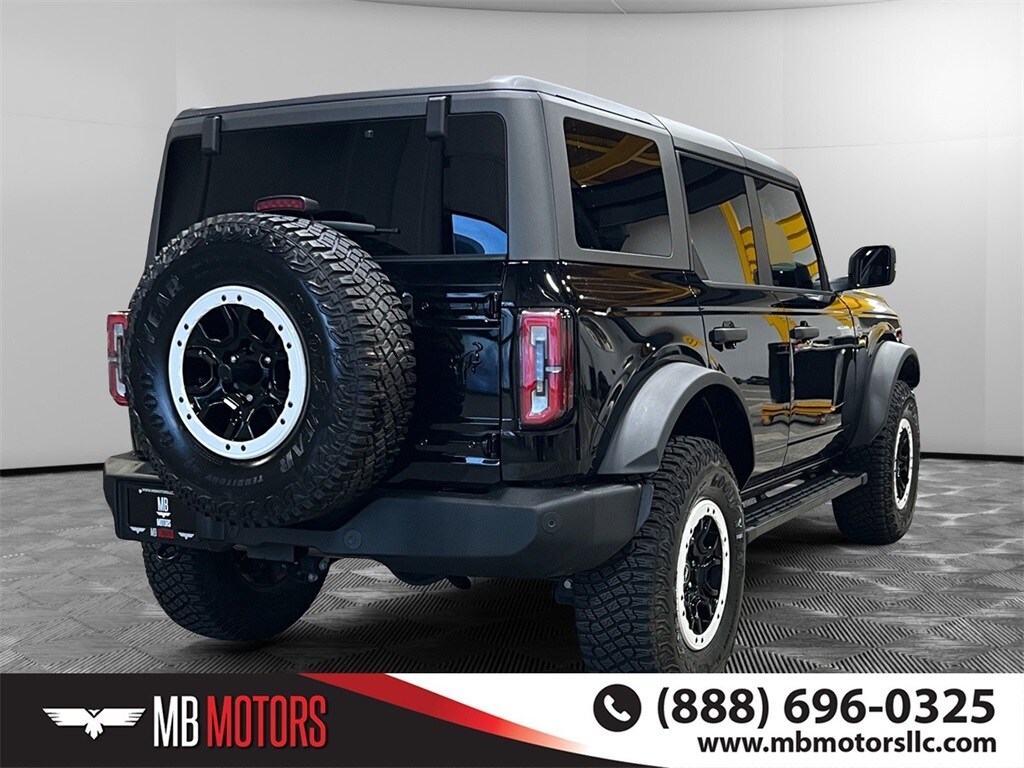 2024 Ford Bronco Wildtrak photo 2