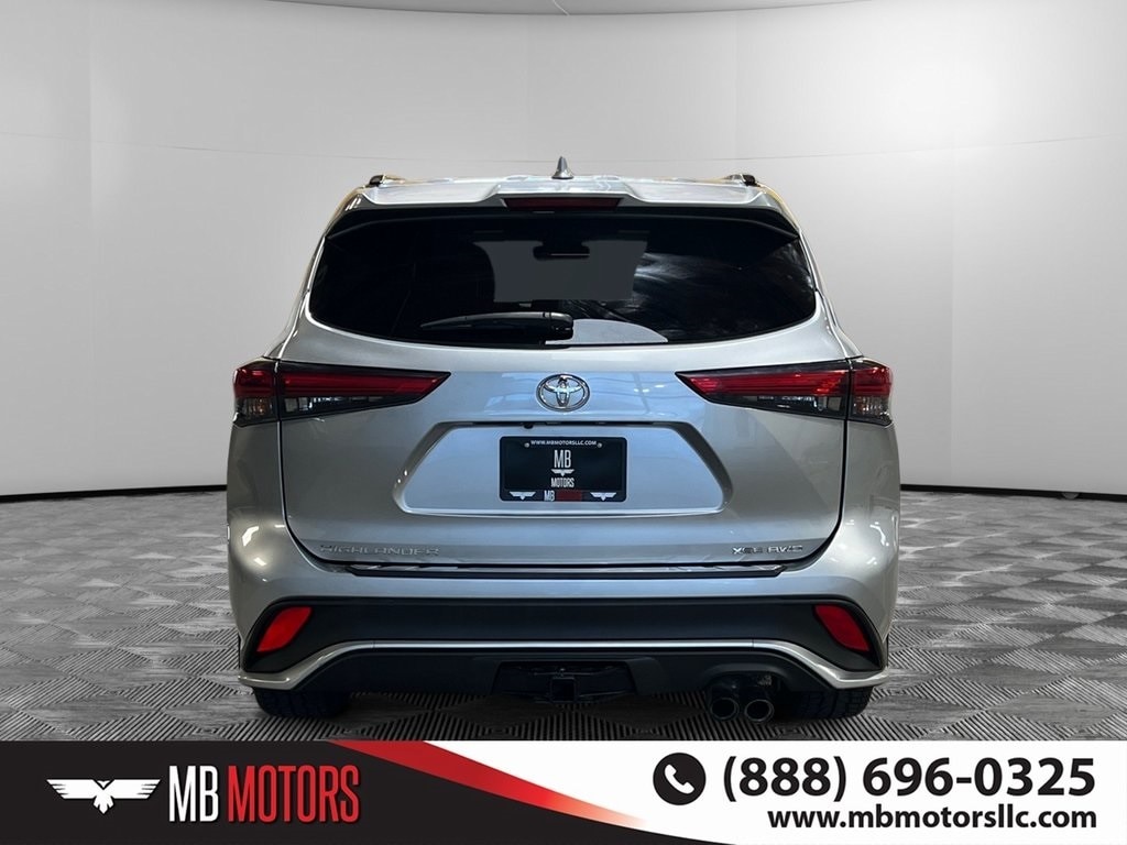 Used 2021 Toyota Highlander XSE SUV