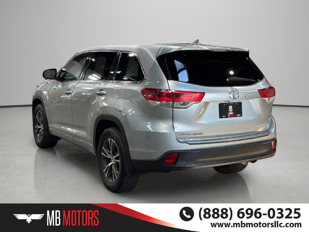 Used 2017 Toyota Highlander LE SUV