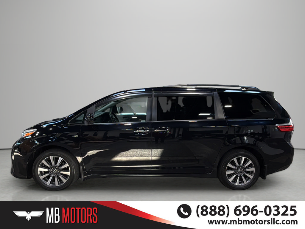 Used 2018 Toyota Sienna XLE Van Passenger Van