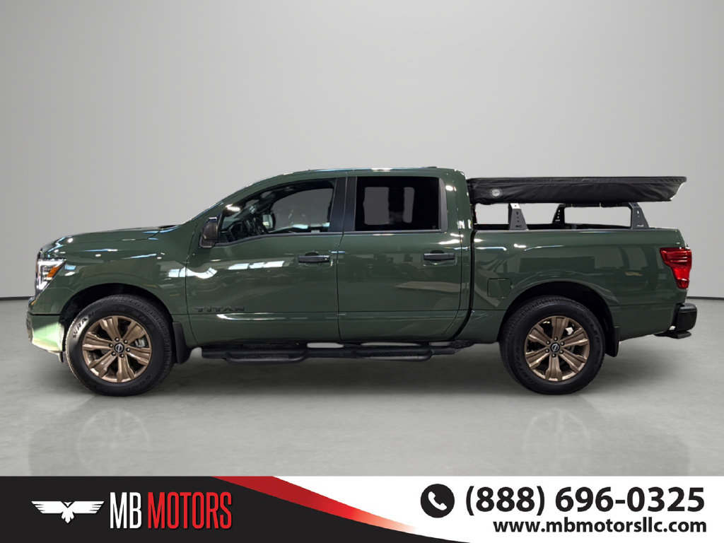 Used 2024 Nissan Titan SV Truck Crew Cab