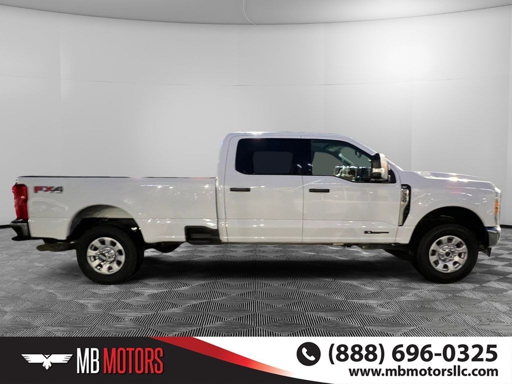 Used 2023 Ford F-350 XLT Truck Crew Cab