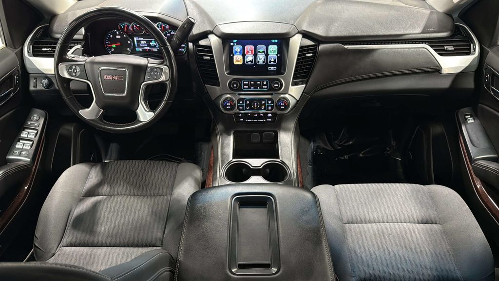 2020 GMC Yukon SLE - Photo 19