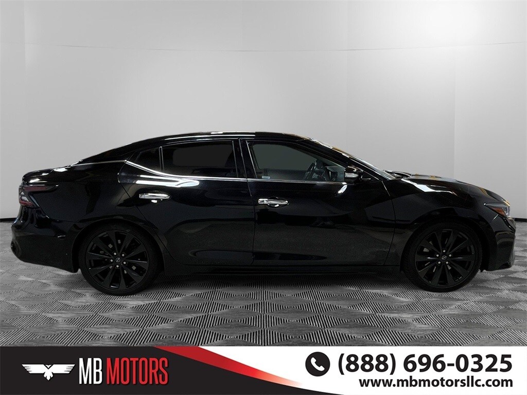2023 Nissan Maxima Platinum photo 2