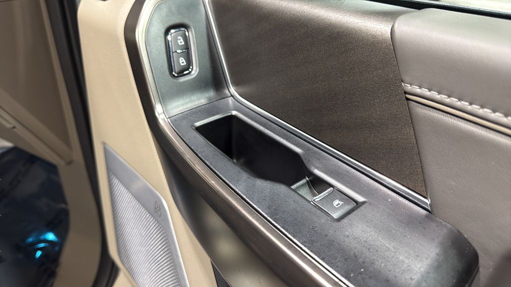 2024 Ford F-150 Platinum - Photo 13