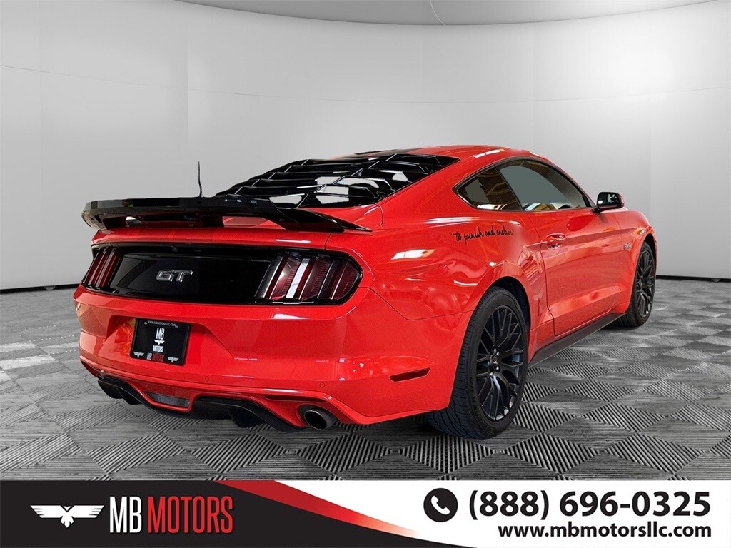 2016 Ford Mustang GT photo 3