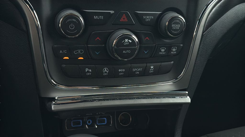 2018 Jeep Grand Cherokee Laredo - Photo 29