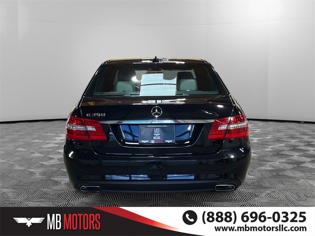 2011 Mercedes Benz E 350 photo 3