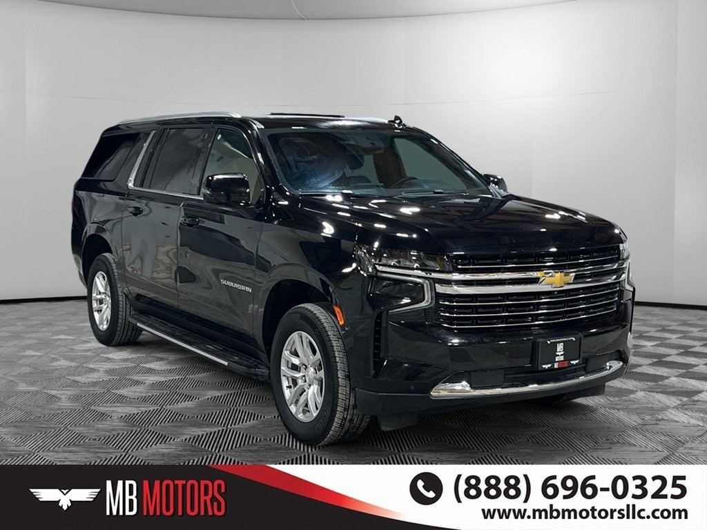 2023 Chevrolet Suburban LT's photo
