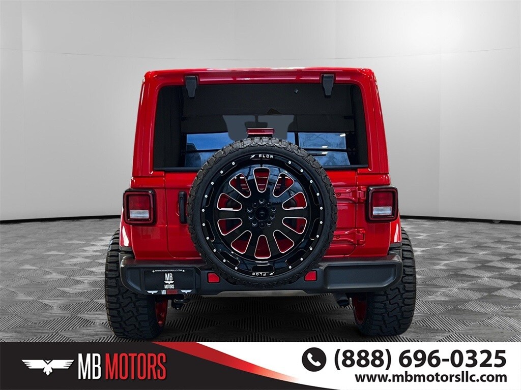2023 Jeep Wrangler Sahara photo 4