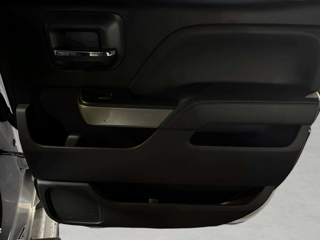2018 Chevrolet Silverado 3500HD LTZ - Photo 15