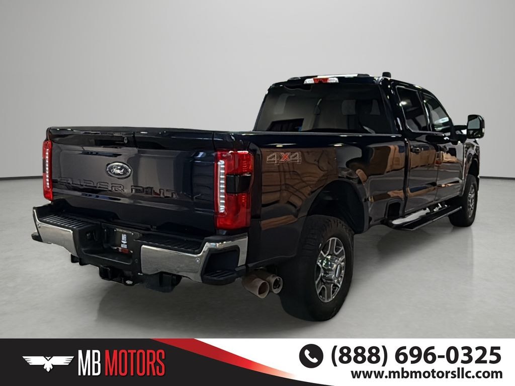 Used 2025 Ford F-350 Lariat Truck Crew Cab