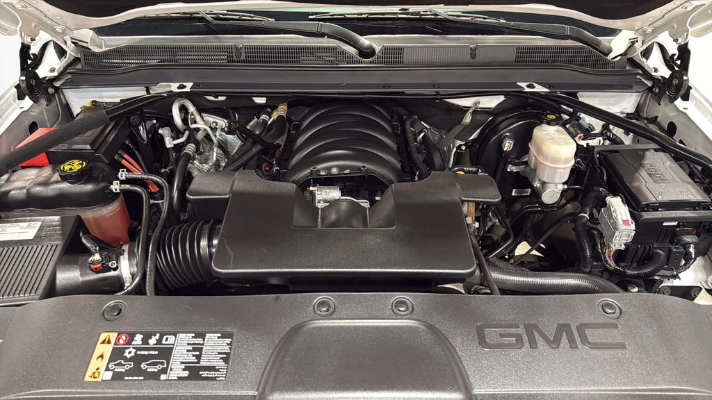 2020 GMC Yukon SLE - Photo 38
