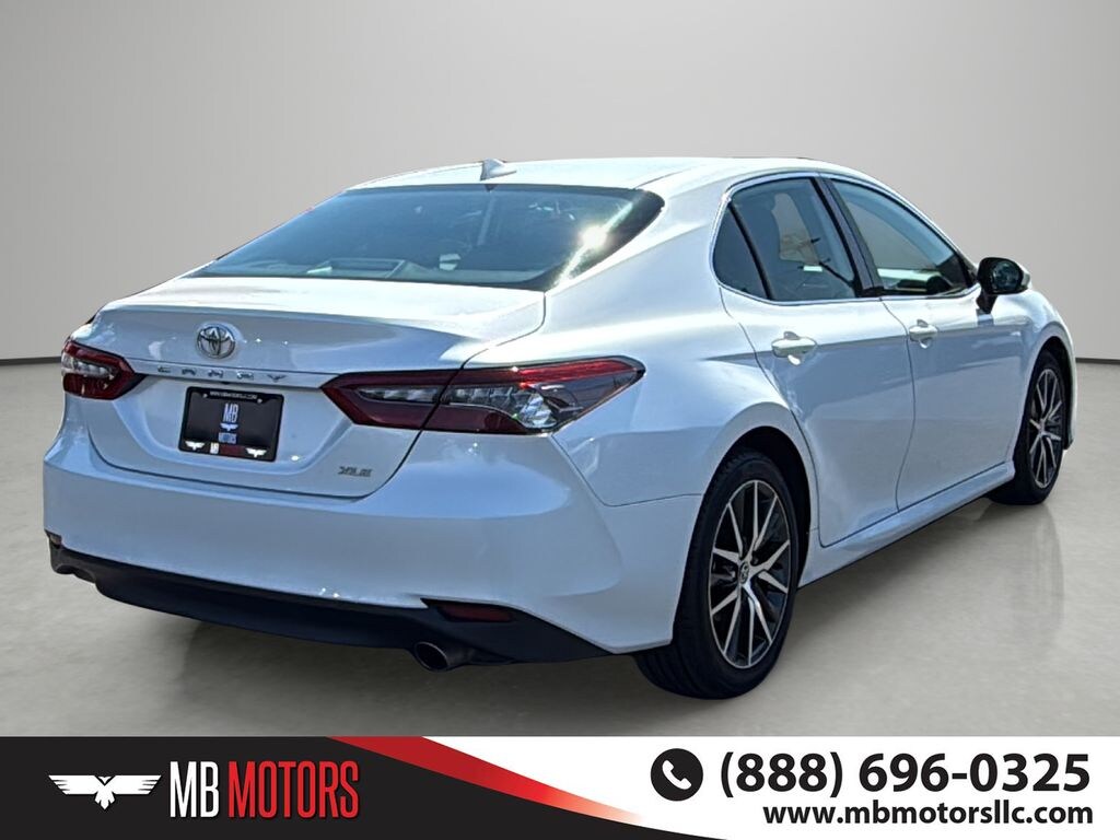 Used 2024 Toyota Camry XLE Sedan