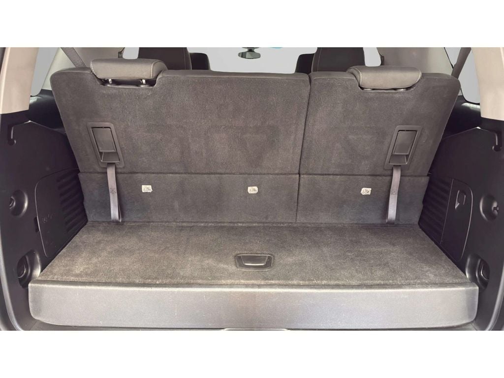 2020 GMC Yukon SLE - Photo 7
