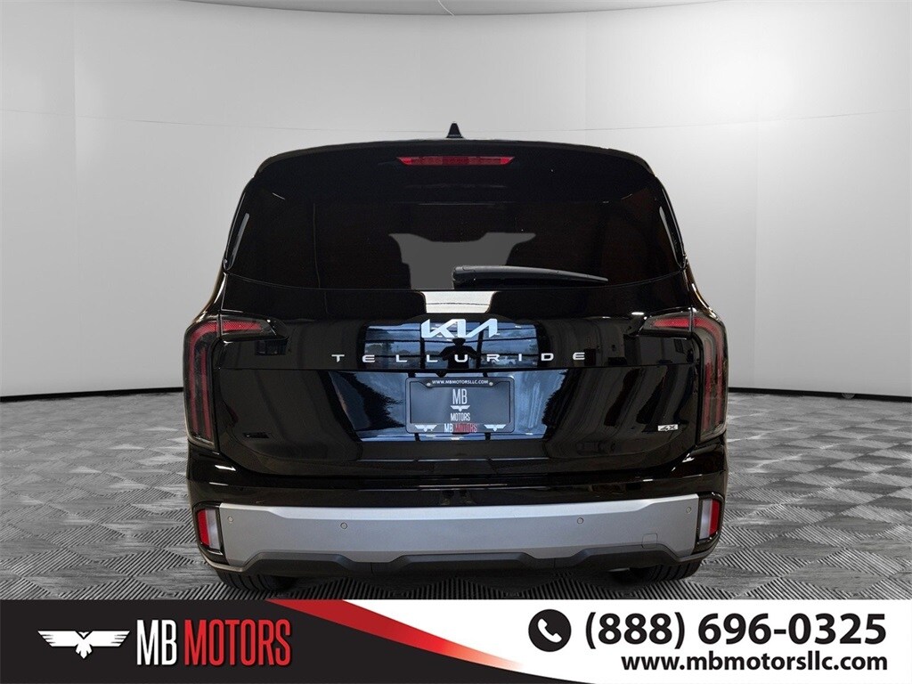 2023 Kia Telluride EX X-Line photo 3