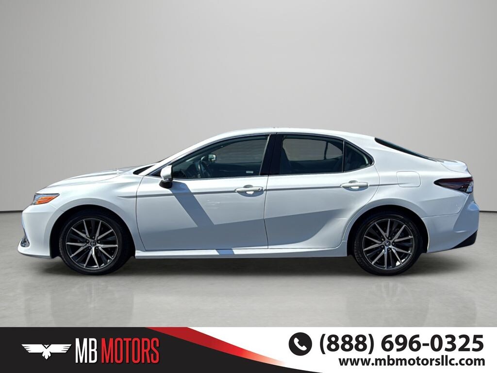Used 2024 Toyota Camry XLE Sedan